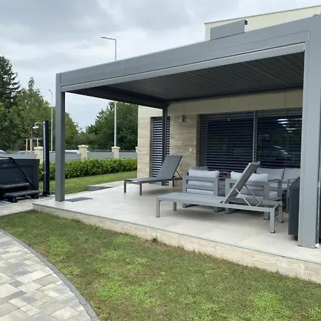 Sunshine Casa de Férias *